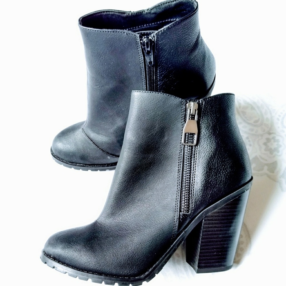 Call it SPRING | Black Booties.   {NWOB}
